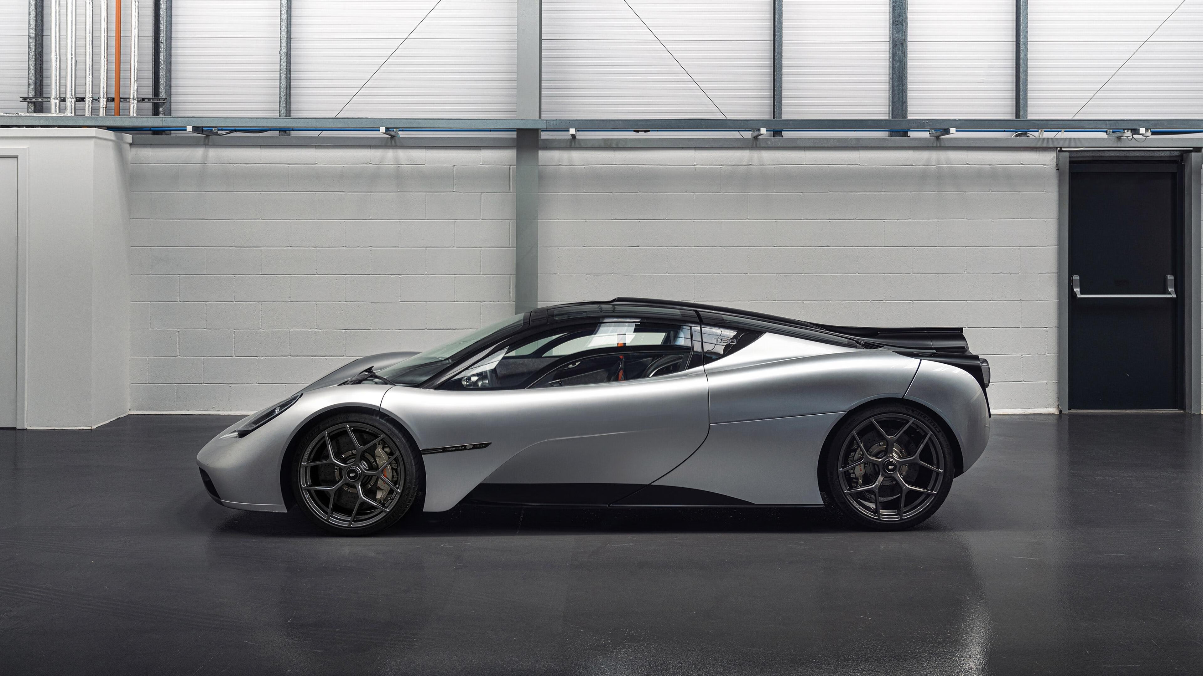 AC米兰-新加坡队赛制解析：如何通过战术配合取得最佳成绩，新加坡杯