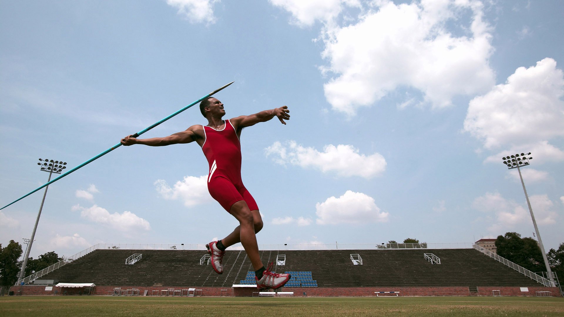 AC米兰-直播应用引入AI配音服务拓展多语场景，直播间配音是怎么配的