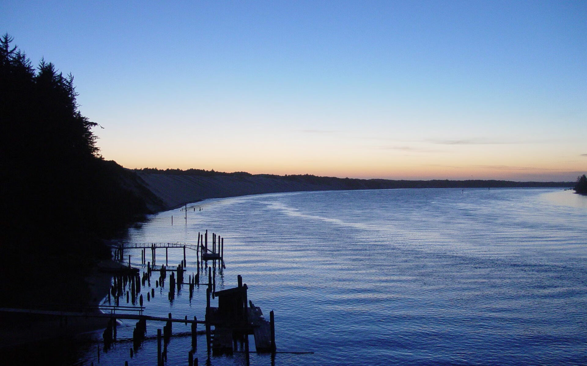 米兰登录入口-职业联赛外援带队模式是否抑制本土成长，球队外援