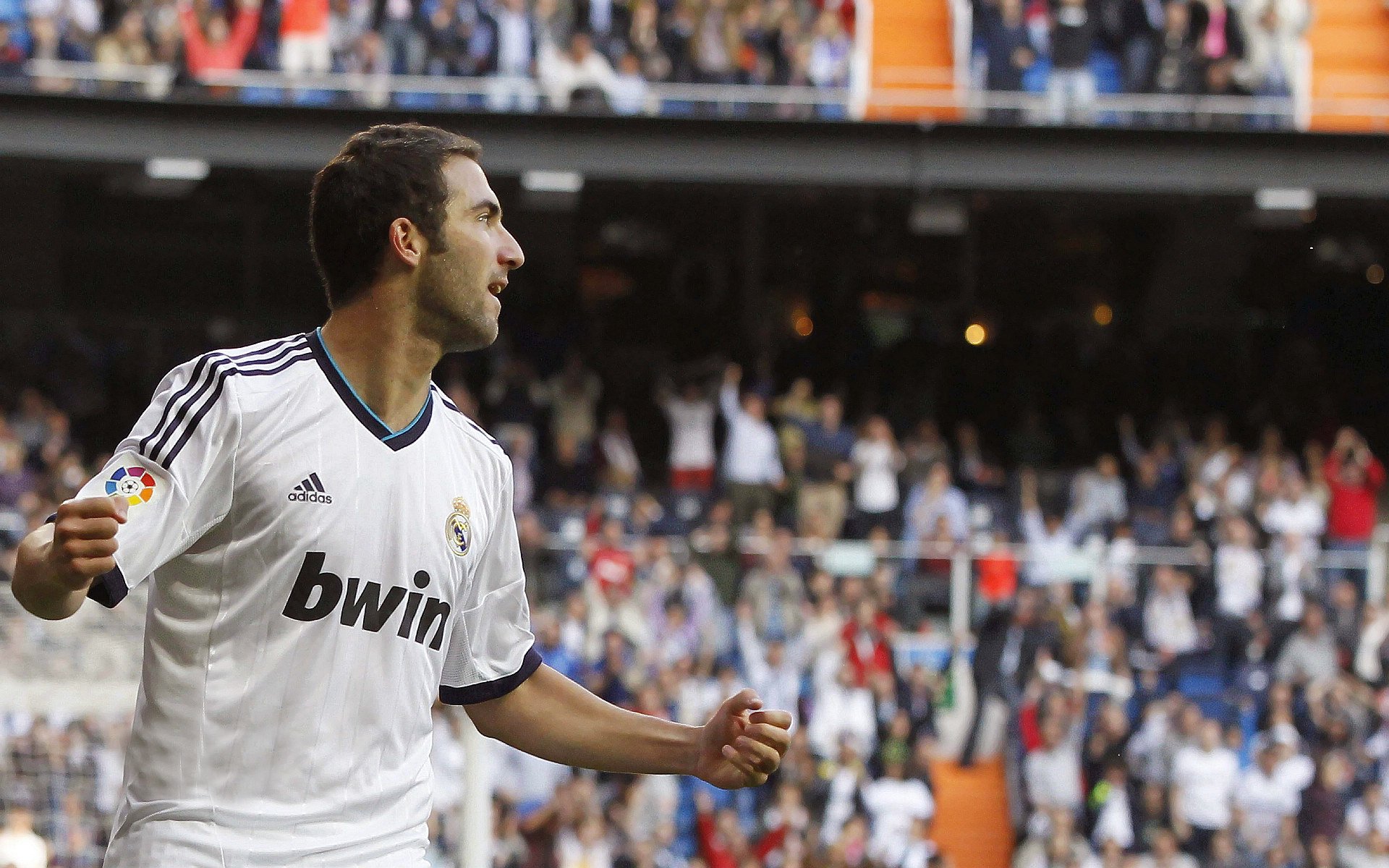 MILANSPORT入口-世界杯经典瞬间:永远值得回味的精彩片段,世界杯精彩过人